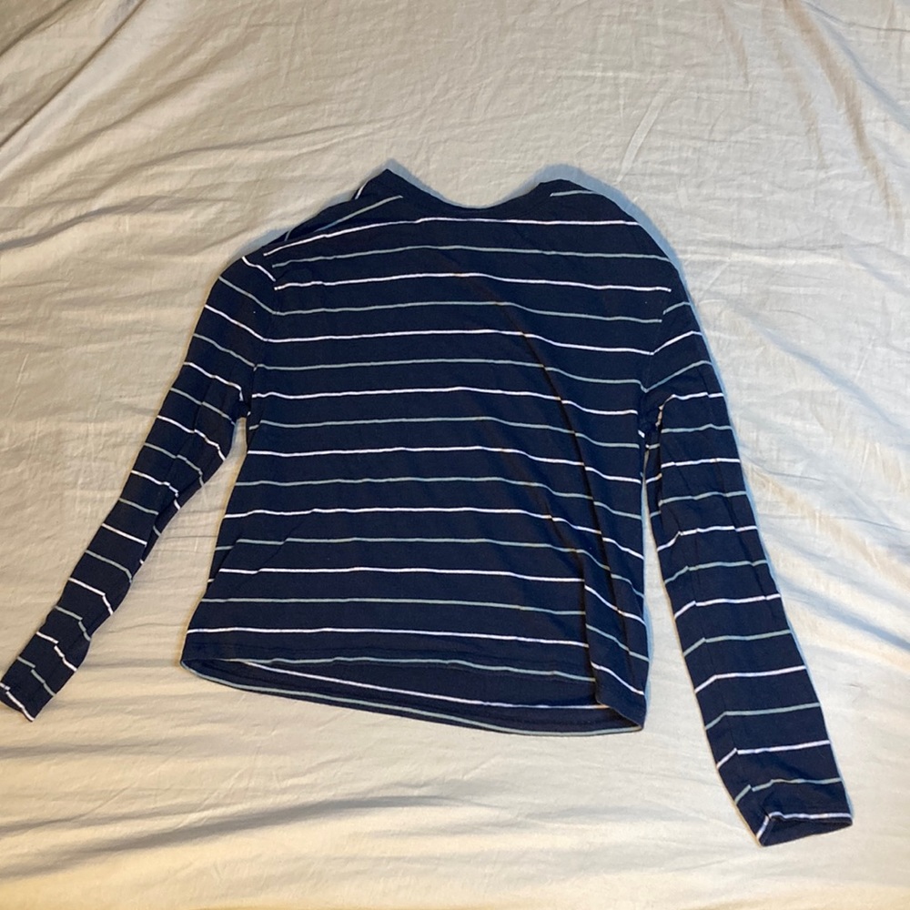 A new day long sleeve, worn 3 times great quality